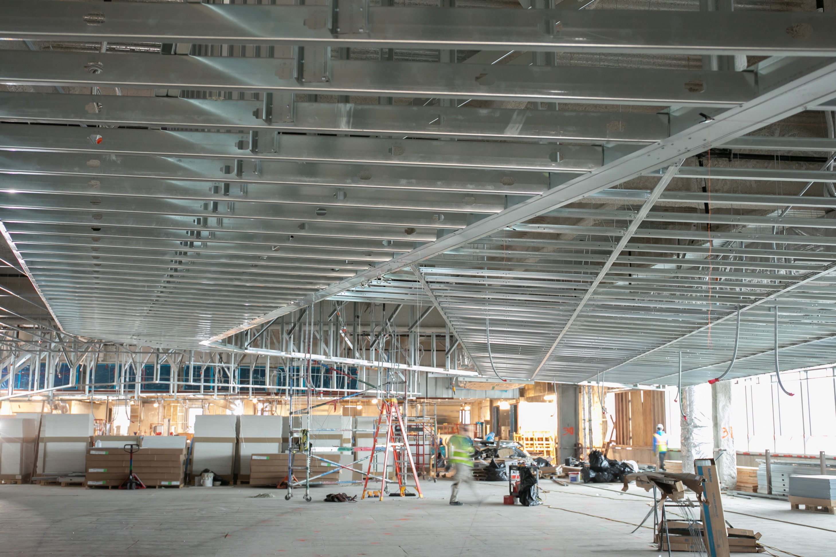 Building at SFO under construction